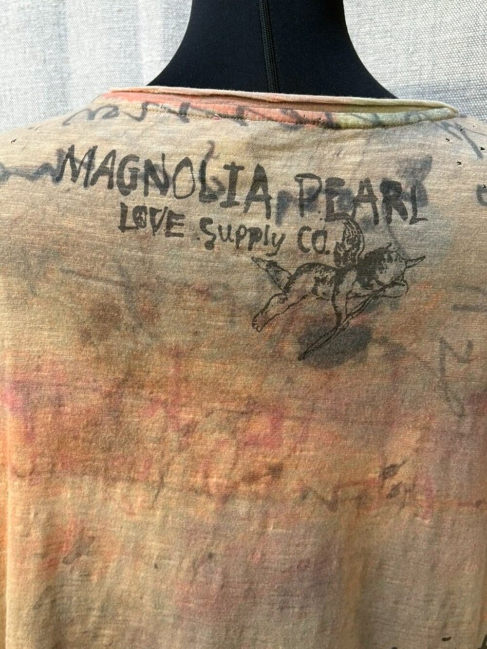 Magnolia Pearl For The Love of Stars Tee, Nerissa OS - Picture 8 of 11